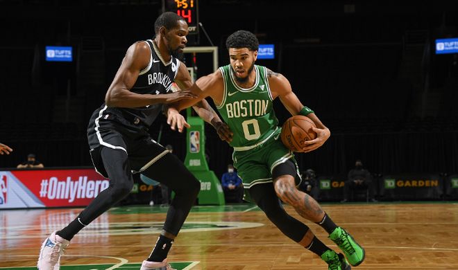 更是向公众 更是向公众