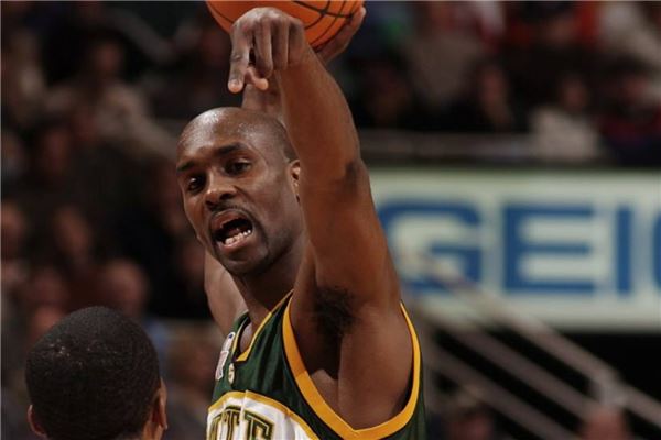 在转会市场 在转会市场