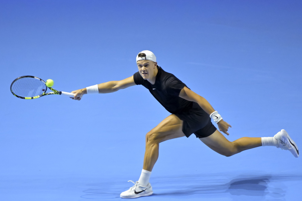 他耐心寻求 他耐心寻求