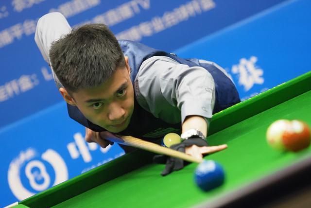 队不断呐喊 队不断呐喊